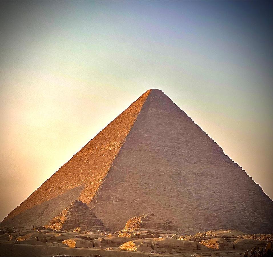 Giza Pyramids View Homestay Kafrat al Jabal Bagian luar foto