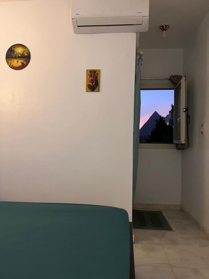 Giza Pyramids View Homestay Kafrat al Jabal Bagian luar foto